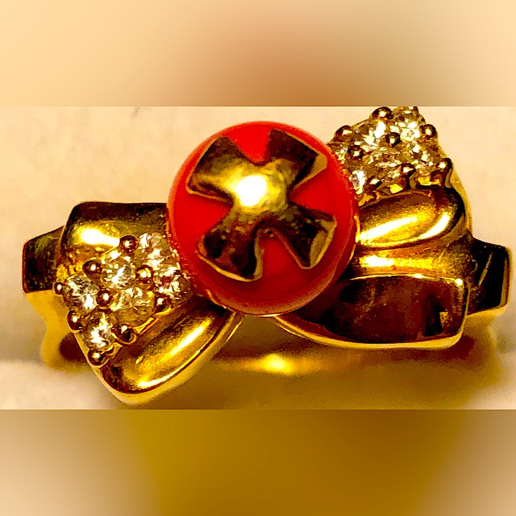 14k Vintage Unique Coral Diamonds Ring